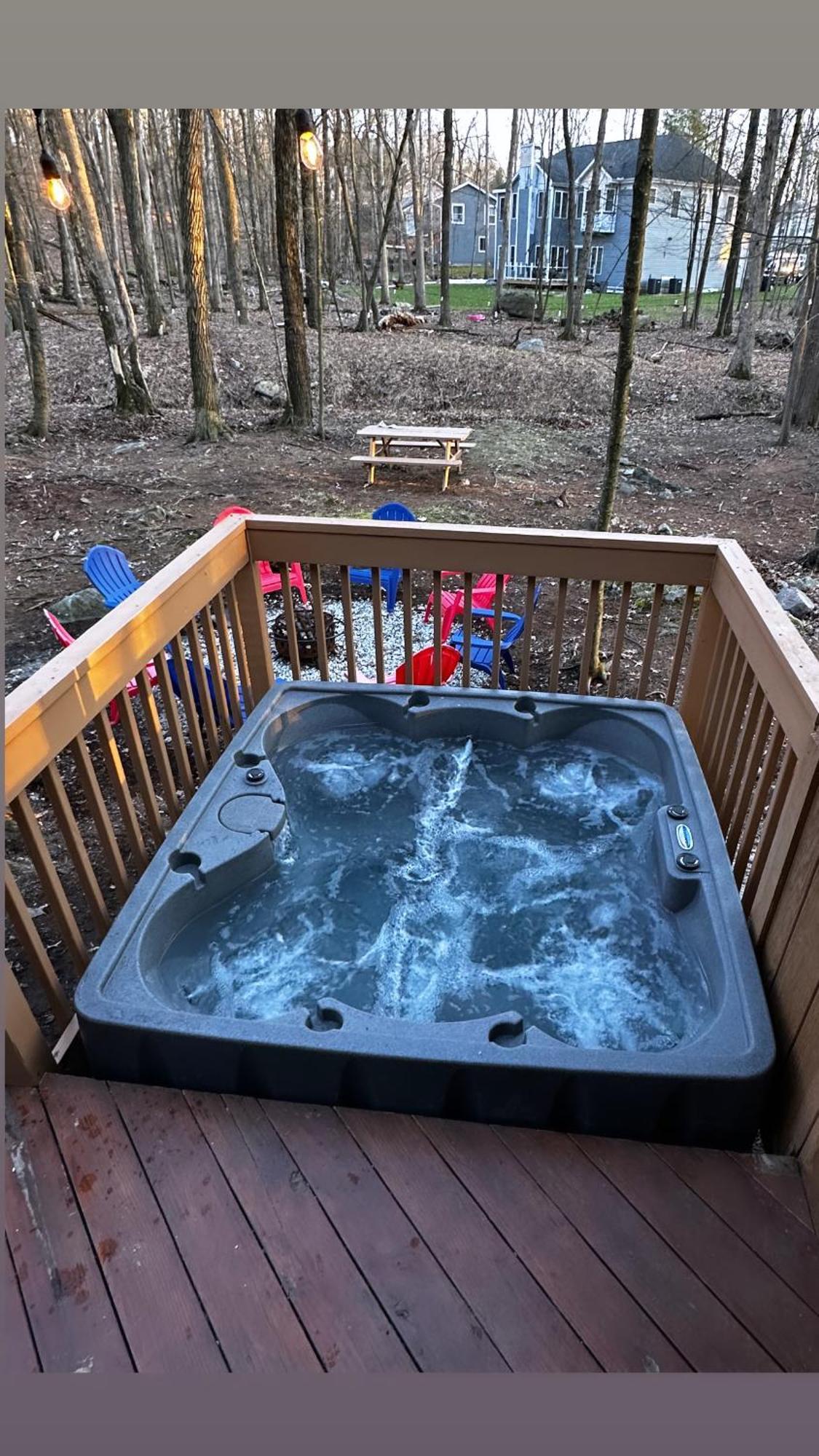 Cozy Cabin At Poconos With Hot Tub And Fire Pit East Stroudsburg Bagian luar foto