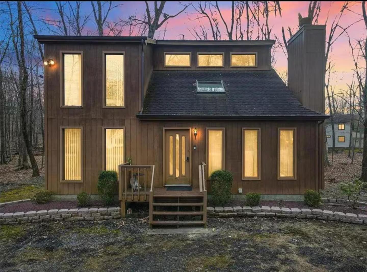 Cozy Cabin At Poconos With Hot Tub And Fire Pit East Stroudsburg Bagian luar foto