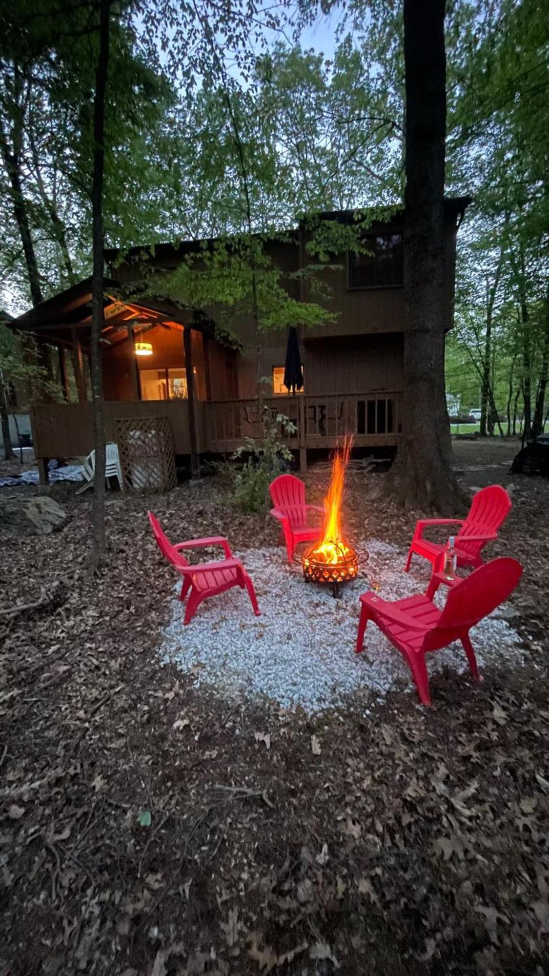 Cozy Cabin At Poconos With Hot Tub And Fire Pit East Stroudsburg Bagian luar foto